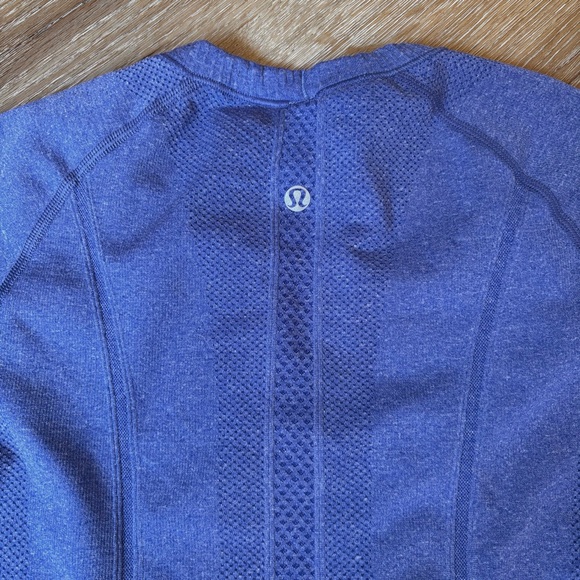 Lululemon Swiftly Tech Short Sleeve Top - Picture 2 of 5